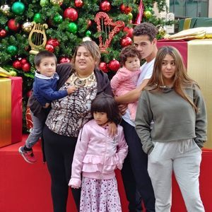 Meet your Posher, Izabella